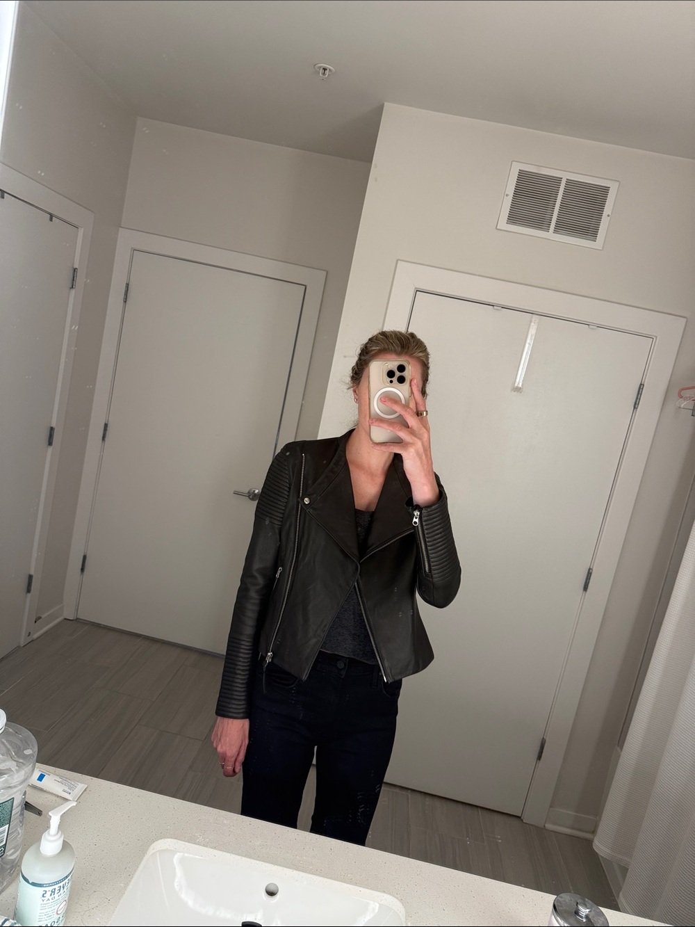 Mackage Saige leather jacket- XS